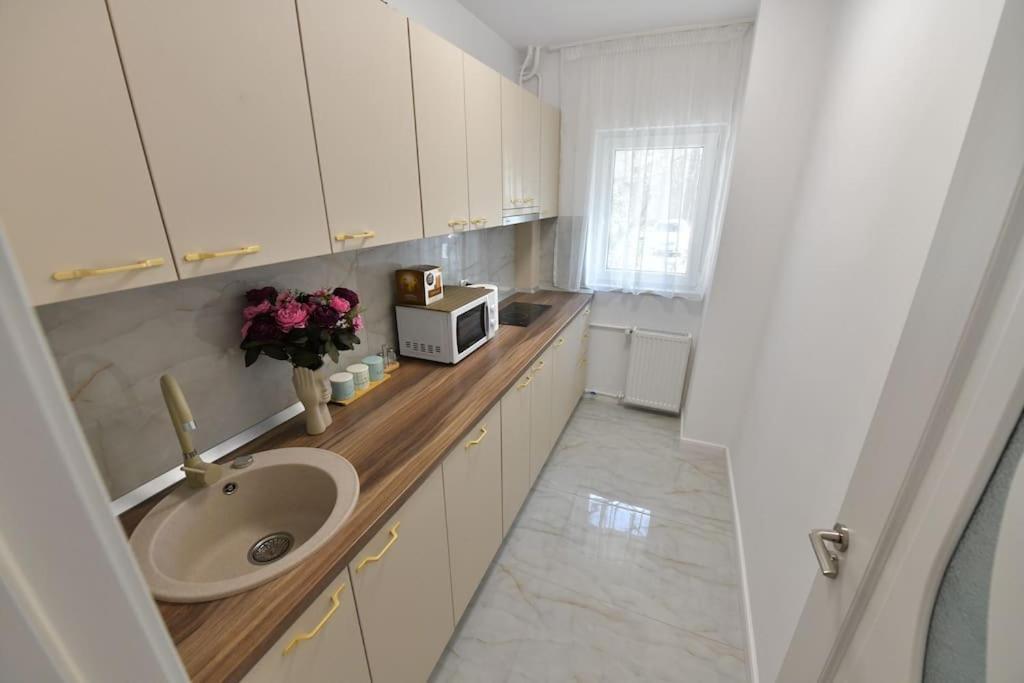 Апартаменти Luxury Studio / Ghencea Бухарест Екстер'єр фото
